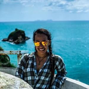 Meet your Posher, Agnes